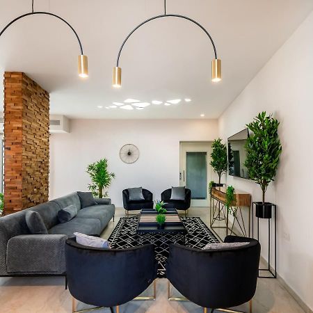 Yalarent Enorma Complex With Shared Heated Pool Apartment Eilat Bagian luar foto