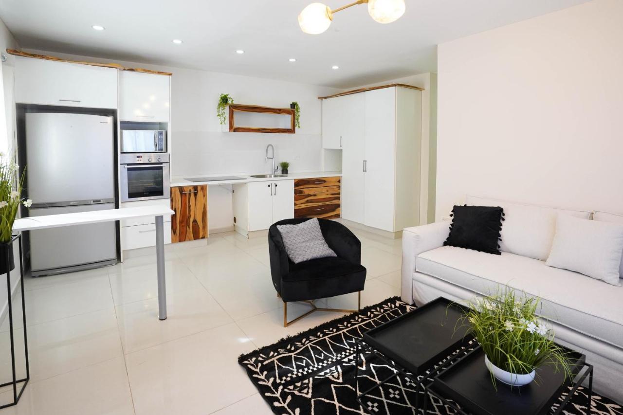 Yalarent Enorma Complex With Shared Heated Pool Apartment Eilat Bagian luar foto