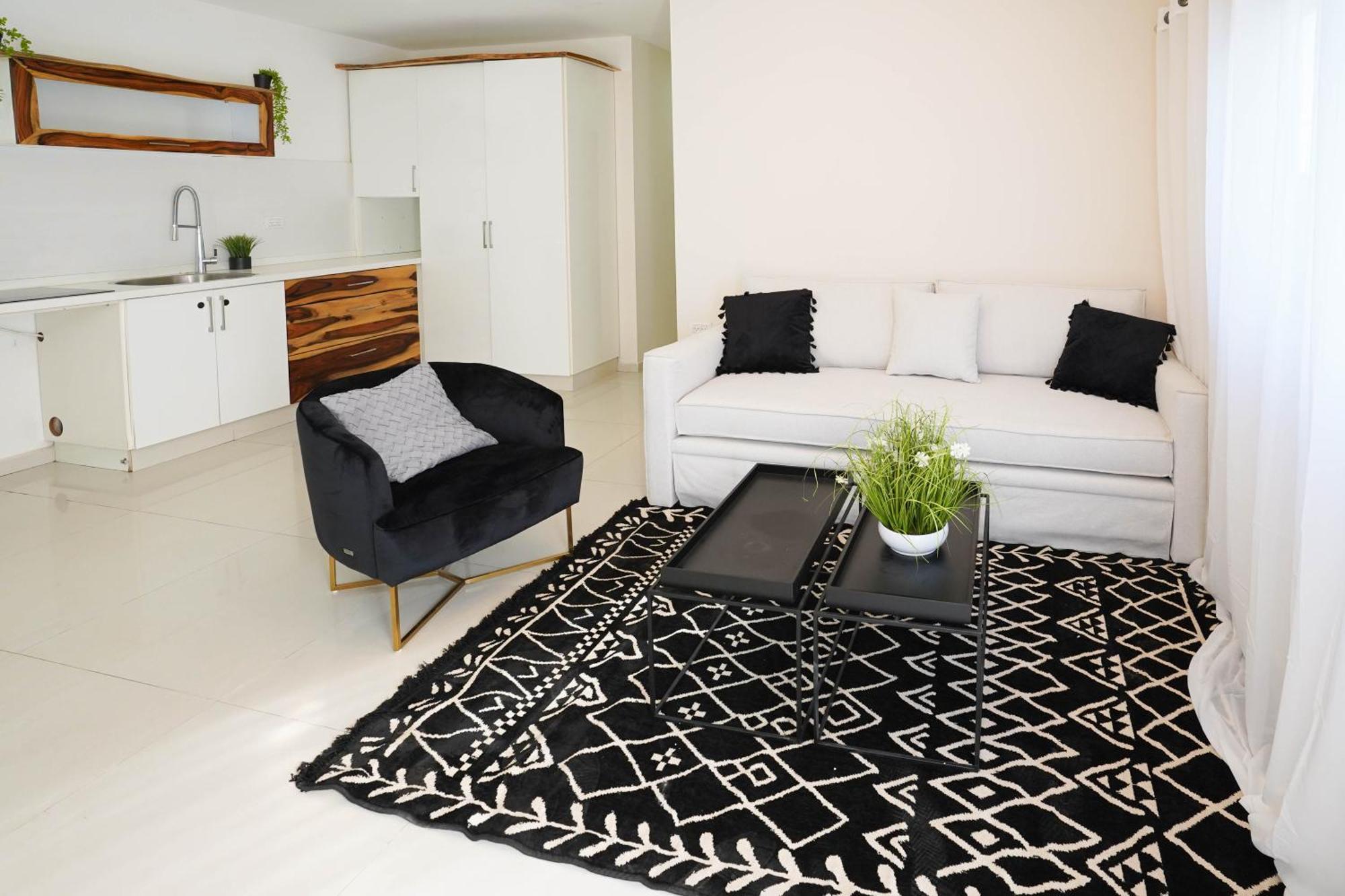 Yalarent Enorma Complex With Shared Heated Pool Apartment Eilat Bagian luar foto