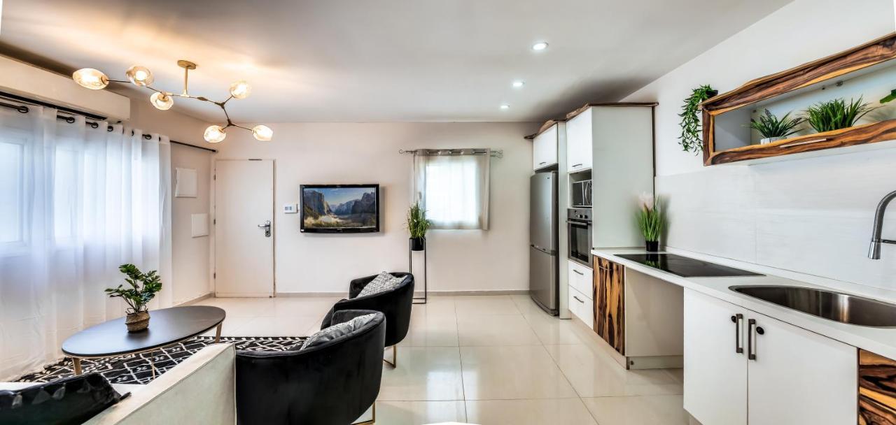 Yalarent Enorma Complex With Shared Heated Pool Apartment Eilat Bagian luar foto