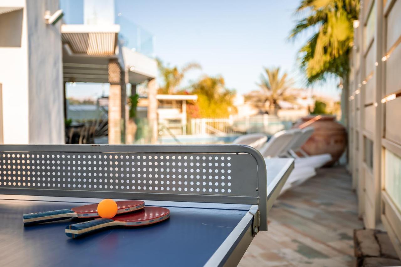 Yalarent Enorma Complex With Shared Heated Pool Apartment Eilat Bagian luar foto
