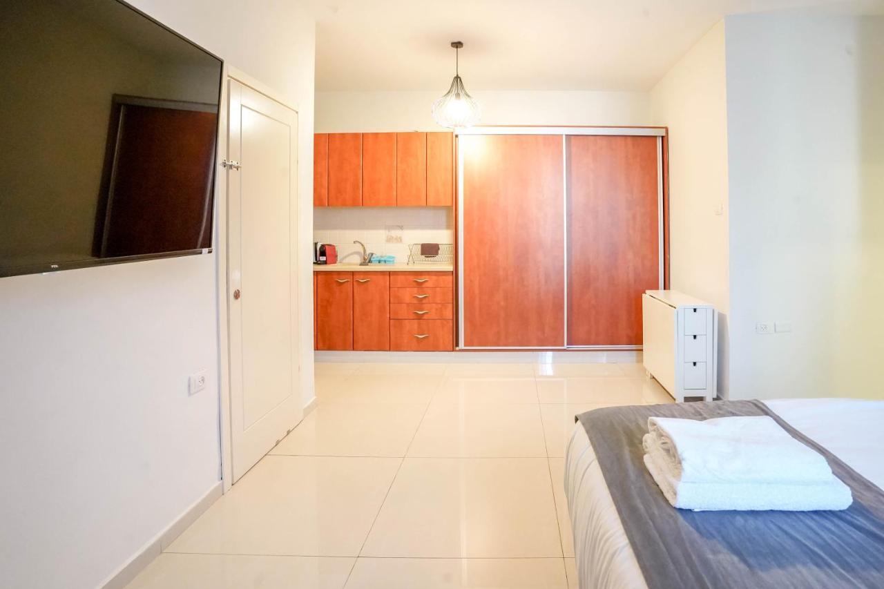 Yalarent Enorma Complex With Shared Heated Pool Apartment Eilat Bagian luar foto