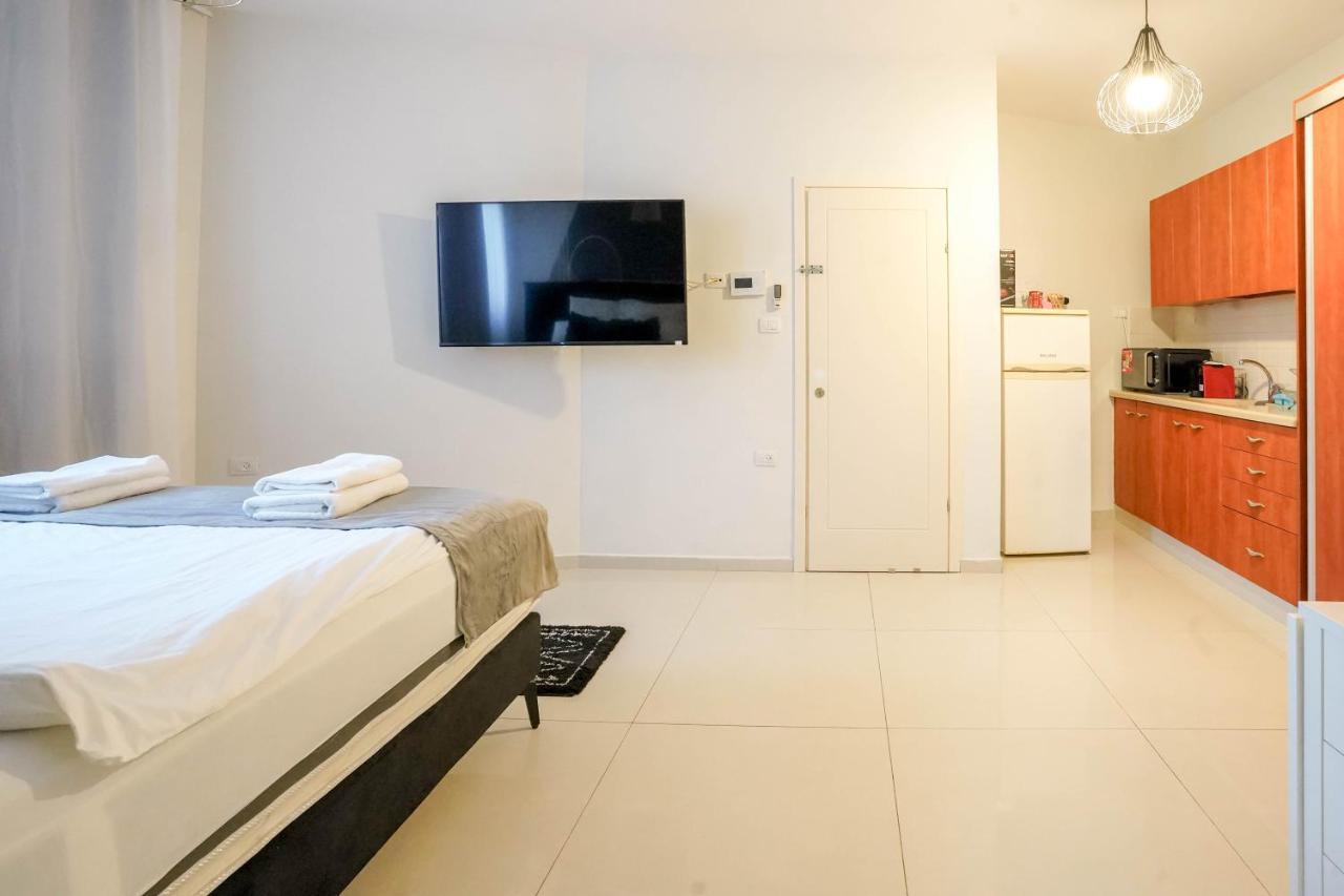 Yalarent Enorma Complex With Shared Heated Pool Apartment Eilat Bagian luar foto